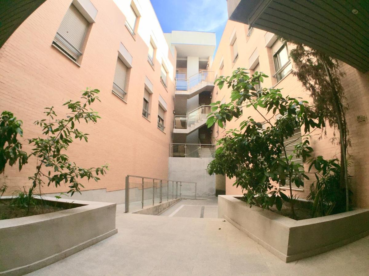 Centro,Corteingles, Y Parking Malaga Bagian luar foto